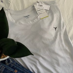 Old Navy Active shirt